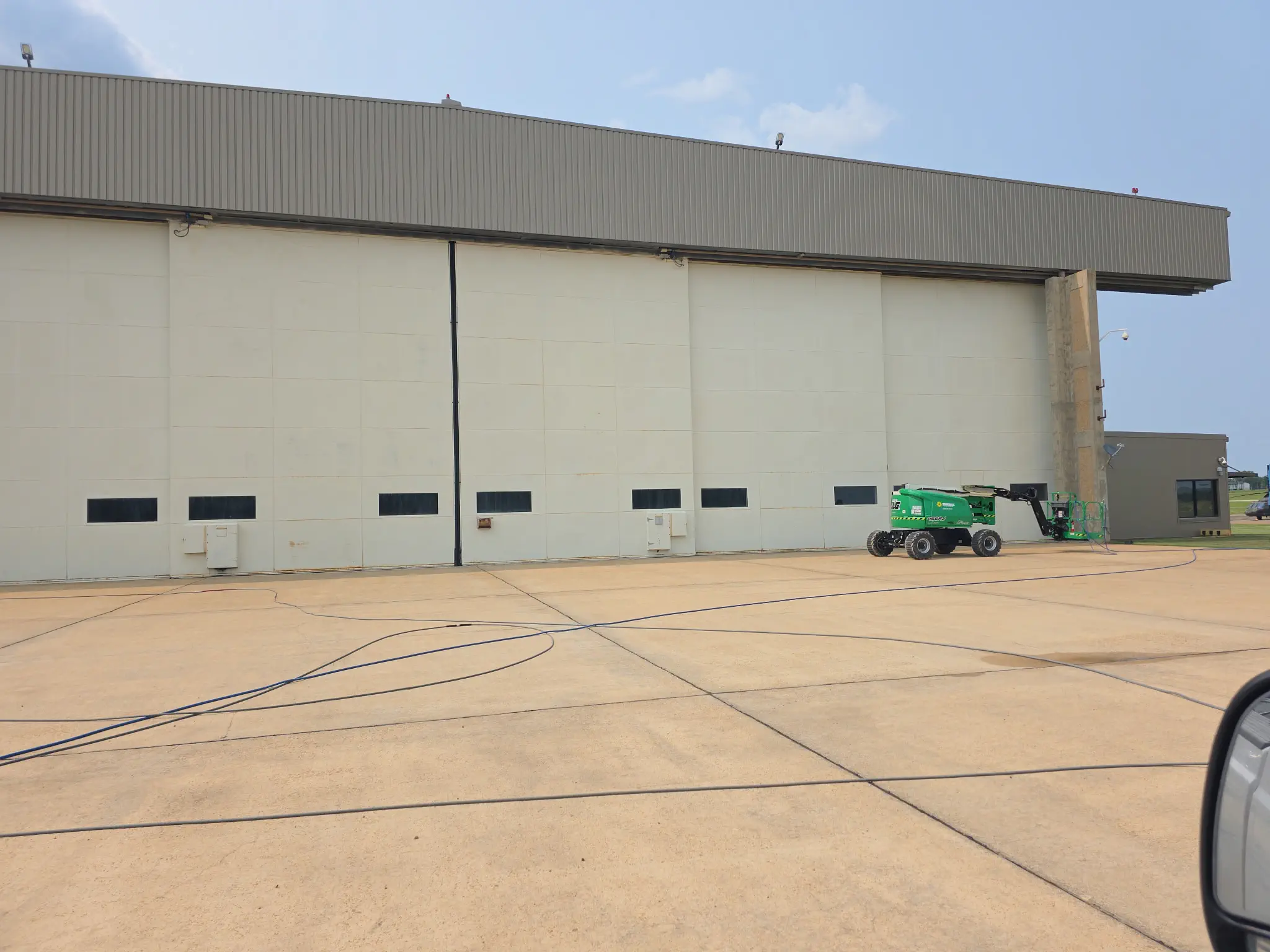 Commercial building pressure washing